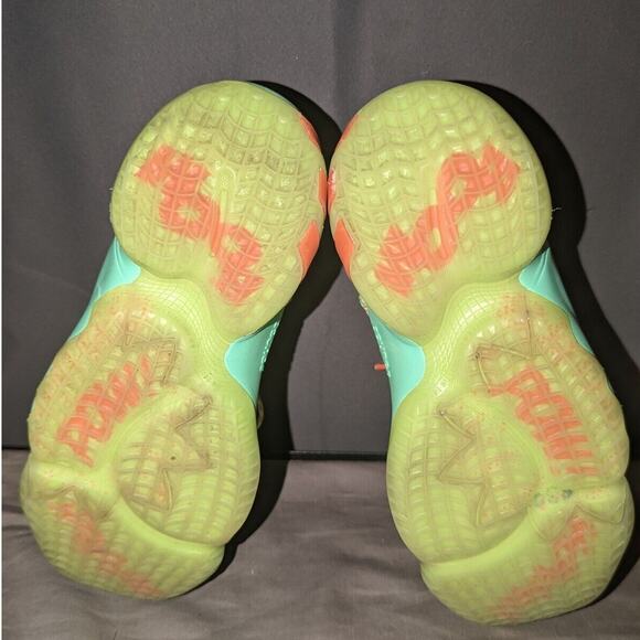 Adidas shoes Size 4.5 D.O.N. Issue 2 x Marvel Spidey Sense 2020 - Picture 9 of 9